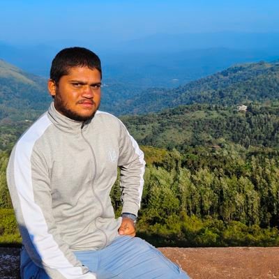 DarsheDynamo's profile picture. 
