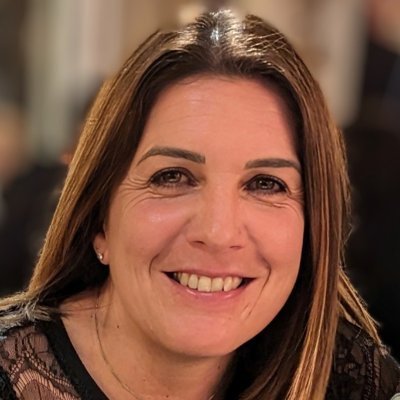 MugnierMarlene's profile picture. #marignane #relationsentreprises #serviceentreprise #emploistore #UnParrainUnEmploi #emploi #pôleemploi #recrutement / Mes tweets n'engagent que moi