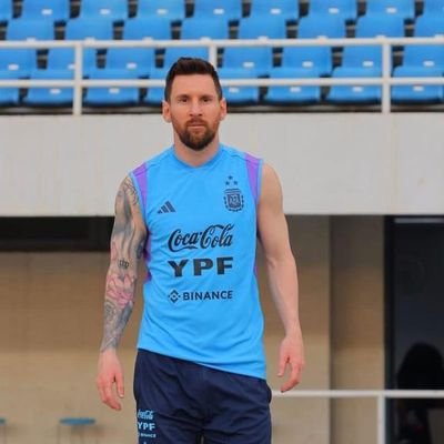 God is the greatest 🖤
Football 🖤
Barcelona 🖤
Lionel Andrés Messi Cuccitini🖤
