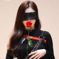🌹⛓️ (@roseduire) 's Twitter Profile Photo