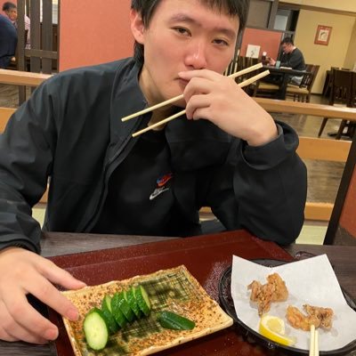 大学4年の秋にして意識高い系に目覚めようとしてます。1日1日が勝負。行動あるのみ。