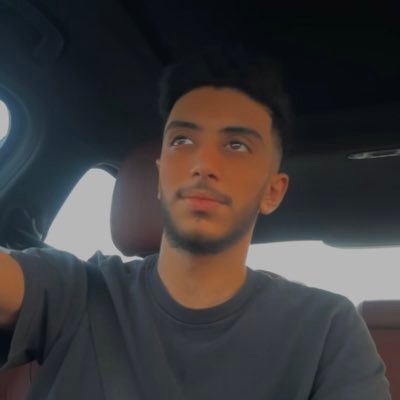 محامي المستقبل ذو طموح عالٍ | طالب في كلية الحقوق @KFU_law | عضو في @LJC_kfu | محب لأسواق المال 💵💵📈. #فلسطين_قضيتي