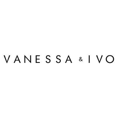 ☞ @vanessaandivo

Seen in VOGUE, BRIDES, JUNEBUG WEDDINGS, THE WED, BRIDELIFESTYLE
📷Nominee BODAF New Talent 2023
🌍Working and travelling all over the world