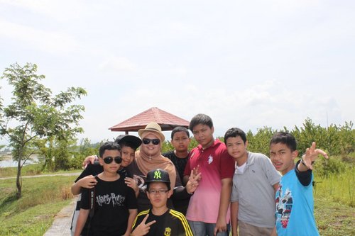 Ayis21's profile picture. 
