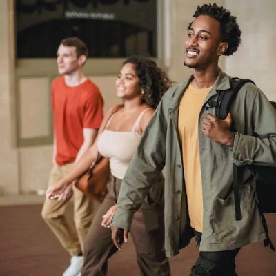 IEvelyn97660's profile picture. EmoFi forever!