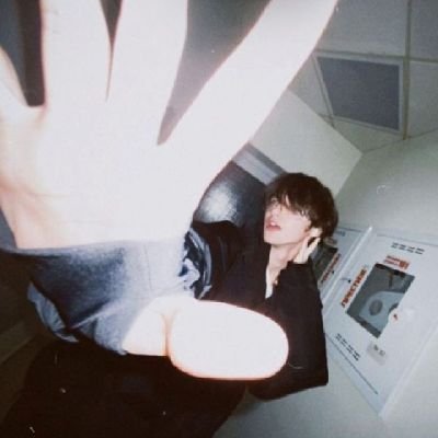 wqxczuio's profile picture. 