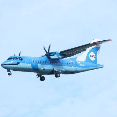 無言フォローすみません。飛行機の写真を趣味として始めました。下手ですがよろしくお願いします。ベースは恐らく広島空港  好きなエアライン→天草エアライン 好きな機種→787,ATR42 撮影機材R6,60D,100-400 Ⅱ,18-135