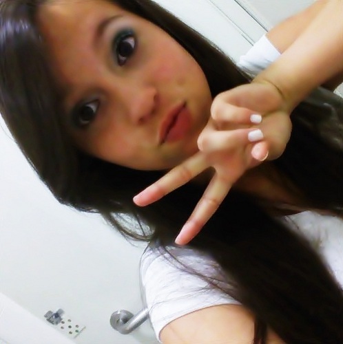 ♈ *      Cada um tem de mim o que realmente merece.