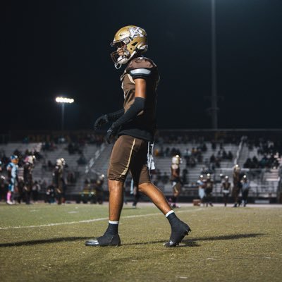 6 ft 155| Class of ‘24, CB/FS | A.A. Stagg HS | 3.43 GPA | Student Athlete📚🏈| AGTG🙏🏽 (209) 910-8988 email:luisnolascofb4@gmail.com NCAA ID: 2305896422