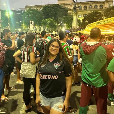 thiismoraes's profile picture. Torcedora do campeão da América 🇭🇺✨🏆