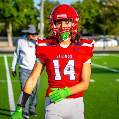 5’10 145|class of 2027|wr/cb for Dulles highschool htx (2.7 gpa) email: Jake08aaron@outlook.con