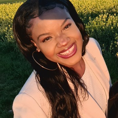 LaurynBkl's profile picture. Journaliste web 
#BlackPower #243 🇨🇩
Mom ♥️ Best Partner Ever 😌
God First 🙏🏽
C 🙏🏽🤲🏽🕊♥️
# BlackLivesMatter ✊🏾✊🏾✊🏾🖤