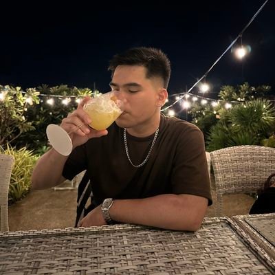 lorscarlos's profile picture. 