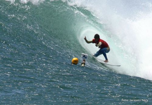 Surfer, photographer, traveler FB: Susurfing Photography, instagram: @susurfing 
Contact: susunasser@gmail.com 
https://t.co/BiyVpiPspA