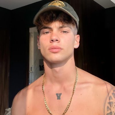 ShawnJones14253's profile picture. Welcome to my new model page 👋💙
https://t.co/Olpa90pl1C
Adult Model/Son of Amber𝓳♤|Travells🌎|Gay Proud 🌈❤️
Im a friendly boy, lets talk? 💙 🏳️‍🌈|