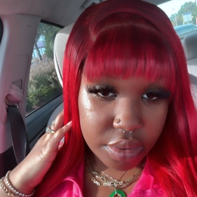 Master Cosmetologist/Loctician ✂️ Artist in many forms. Rich mental👁. 🌈