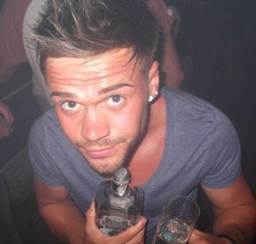 Jamie, 23 Gay and Single :-)