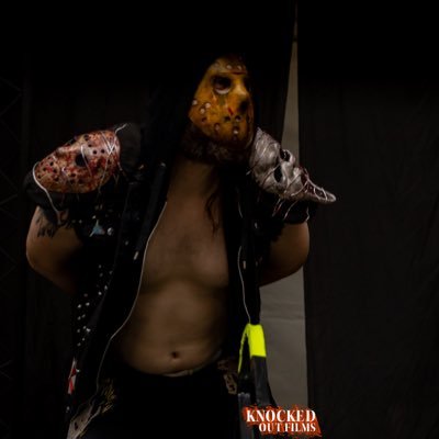 thescottstory's profile picture. There’s a storm approaching                      https://t.co/xaB1JZgo0b     https://t.co/hMm8v2kUOy