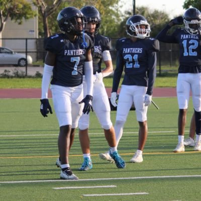 Coral Springs Charter HS ‘24| 6’0 195 | #7 SS/Lb | ✉️Jeovahny.c123@gmail.com | @CSCSFootball | 📲954-588-0450