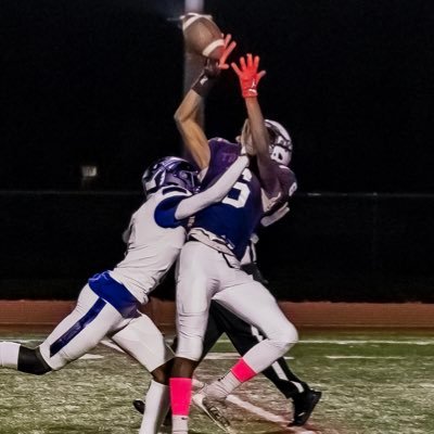 6’1 165 2024 CB/WR gpa 3.0 -Mo THS Track and field |HC| @CoachStough