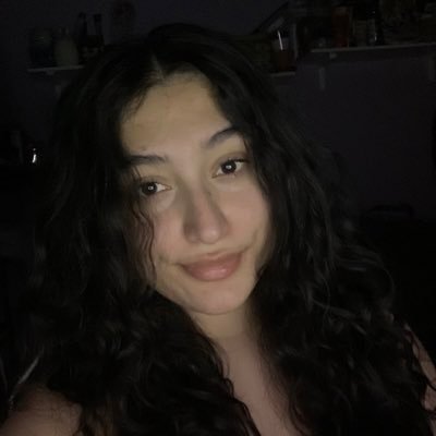 Iamtotallyradyo's profile picture. it is what it is 🥰