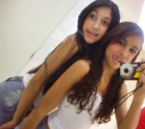 Sou realista & se pá meio sincera ♪ $ '