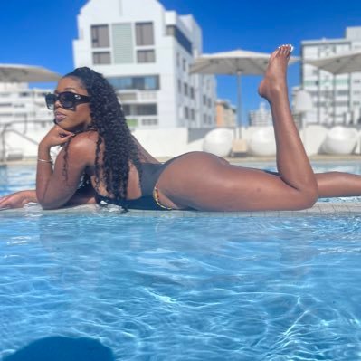 📍Brooklyn NYC | San Juan 🇹🇹 • Girl Mom 👧🏾 • Nicest mean girl ♋️ 🦀 • Frontline Baddie 🦚