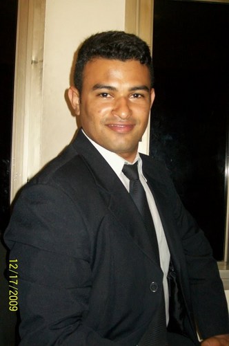 Sou uma pessoa legal ,Extrovertido, Bem Casado, curto uma boa amizade e quando verdadeira Melhor ainda deixo Paz a todos ...  Grato Gilson Alves