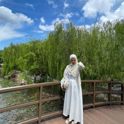 tiyyalya's profile picture. 