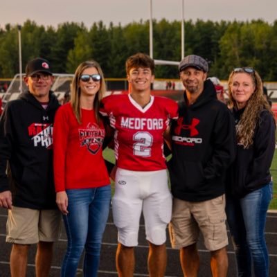 PaxtonR02's profile picture. RB UW- Eau Claire|| 5”9 || 185 ll 4.1 GPA ll 4.65 40 ll 4.17 pro agility || All State Rb || GNC Off POY ||