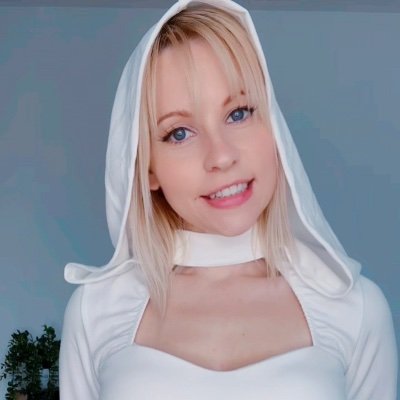 StephieAnneB Profile Picture