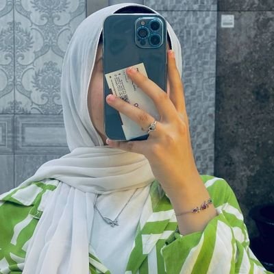 اللــهــم‌ لــطــف ‌الـحـيـاة وجــنــة الاخــرة.!❤️☁️
0titi🤍🐱