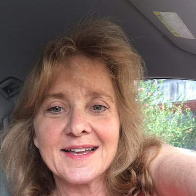 elianeagul83608's profile picture. 