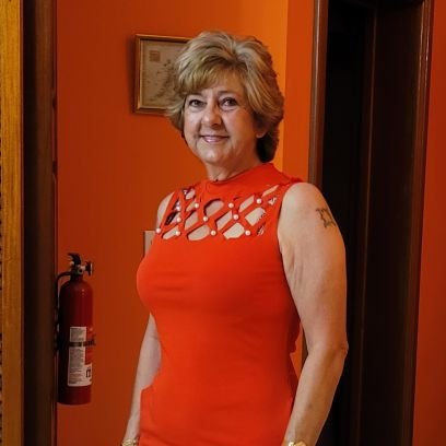 starrsh1's profile picture. I'm an amateur photographer and a Red Cross volunteer. I love nature, oceans, animals, lifestyles, sunsets and the moon. #photography #photo #NaturePhotography