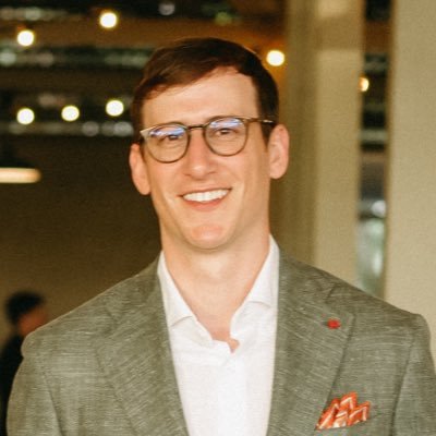 Roberman's profile picture. Mainly here to consume. Partner at SoftBank Vision Fund.