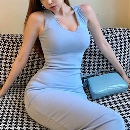 Shathin282605's profile picture. 