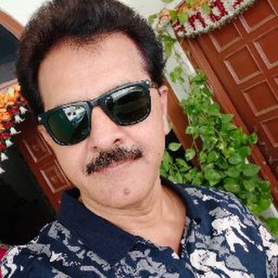 Manish796327's profile picture. 