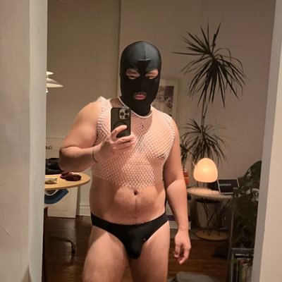 🔞28 beefy 🇨🇦 🐼🐻. exclusive content link below. DM for collab