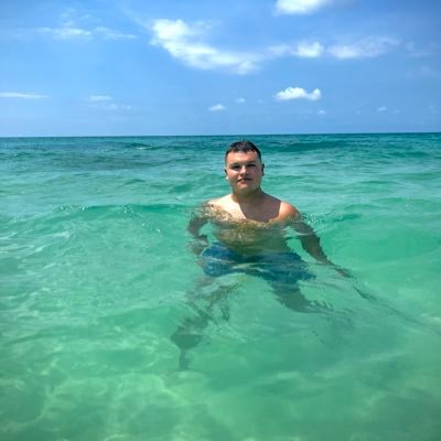 Camilol072's profile picture. viajero de pupilas inquietas