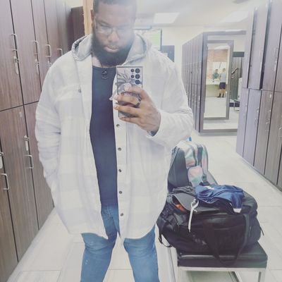 Showing my lifestyle. Gaymer🏳️🌈🎮 Beard Gym🏋♂️💪🧸! 🔞 NSFW watch out lol!