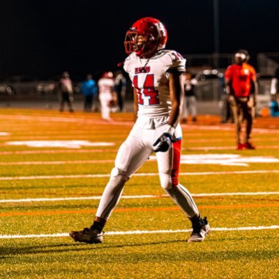 Class of 2024| LB/TE ATH| 6’0 190 Hermitage HighSchool 3.0 Gpa Email is tsingleton0513@gmail.com number is +1 (804) 247-7687