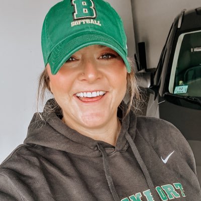 Head Softball Coach at SUNY Brockport, NFCA DIII Assistant Coach of the Year (2021) GB Pitching Coach (18u), Binghamton SB ‘03, 🐶mom, mwheat@brockport.edu