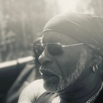 Fadetoblack1110's profile picture. 