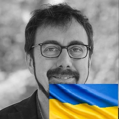 EsfandiarTeh's profile picture. 