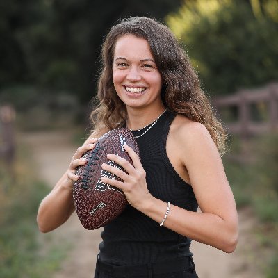 LA Daily News prep sports coordinator • college sports for SoCal News Group • adjunct prof for College of the Canyons • on IG @ haleyherself