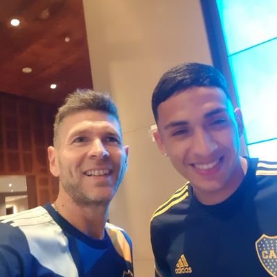 Hincha y socio de Boca. El movimiento popular de masas más grande del mundo. Riquelmista. Me gusta el whisky. Abogado