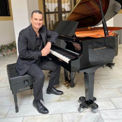 Maestro de Educación Musical #LaPasiónalPiano