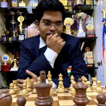 🎯 Writer | 🧠 Chess Coach | 🎓 International Master