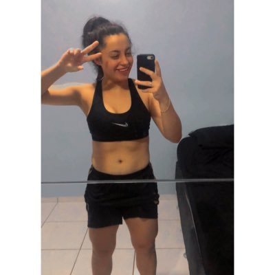 bruninhaluiza07's profile picture. 