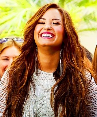 StayingLovatic's profile picture. DemiLovatoMyInspiration! My strength to keep going.She taught me how to Stay Strong and made me understand that Love Is Louder Than The Pressure To Be Perfect ♥